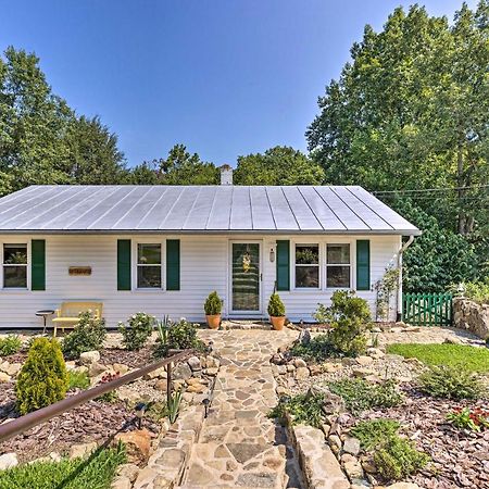 Charming Cottage Less Than 10 Mi To Wineries And Skiing! Nellysford エクステリア 写真