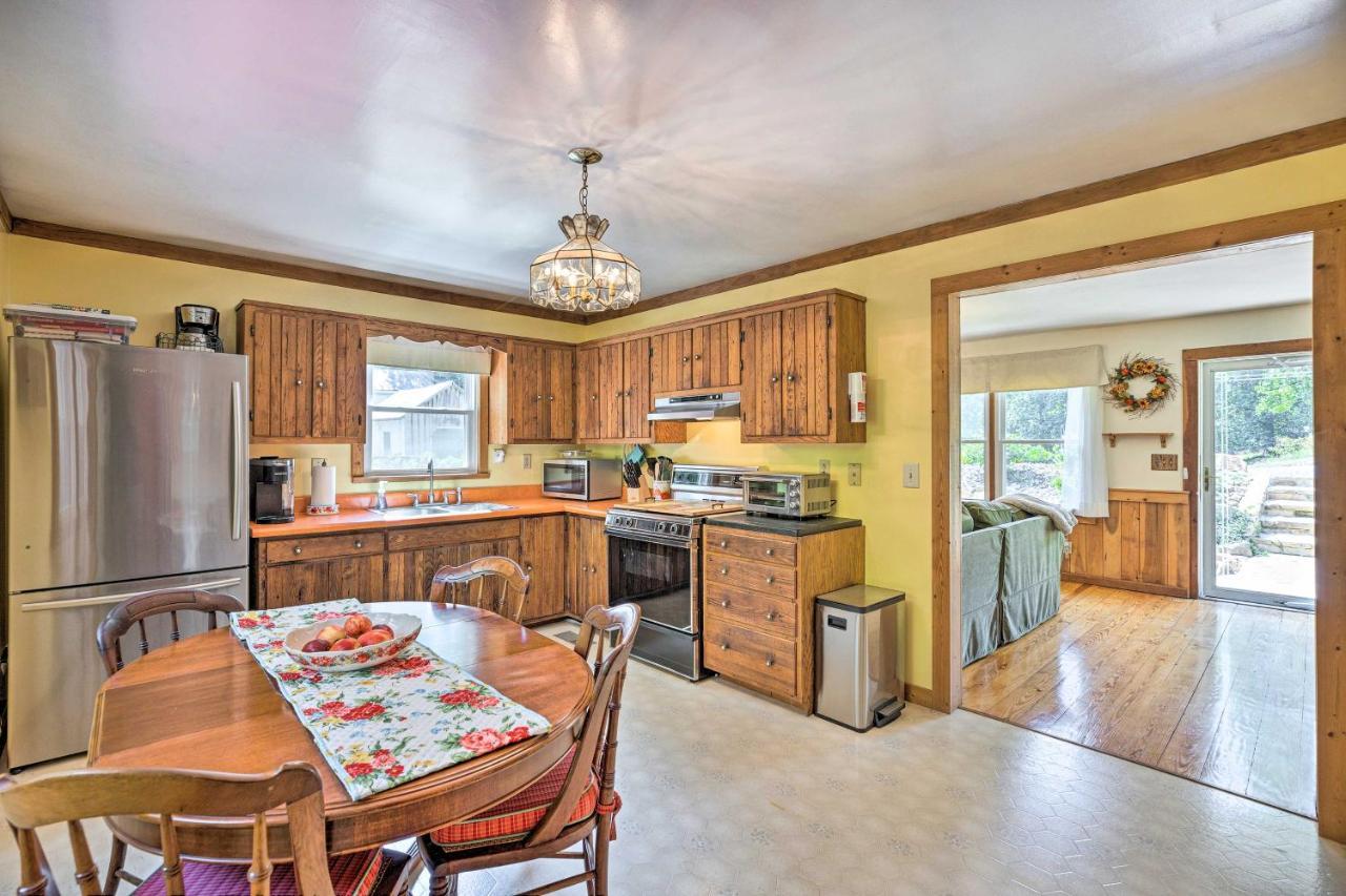 Charming Cottage Less Than 10 Mi To Wineries And Skiing! Nellysford エクステリア 写真