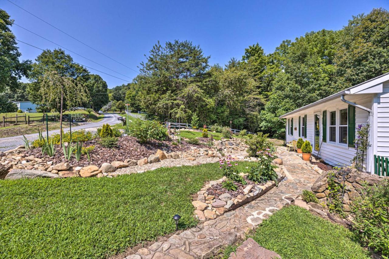 Charming Cottage Less Than 10 Mi To Wineries And Skiing! Nellysford エクステリア 写真