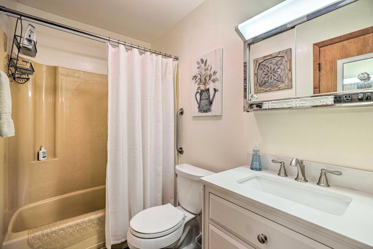 Charming Cottage Less Than 10 Mi To Wineries And Skiing! Nellysford エクステリア 写真