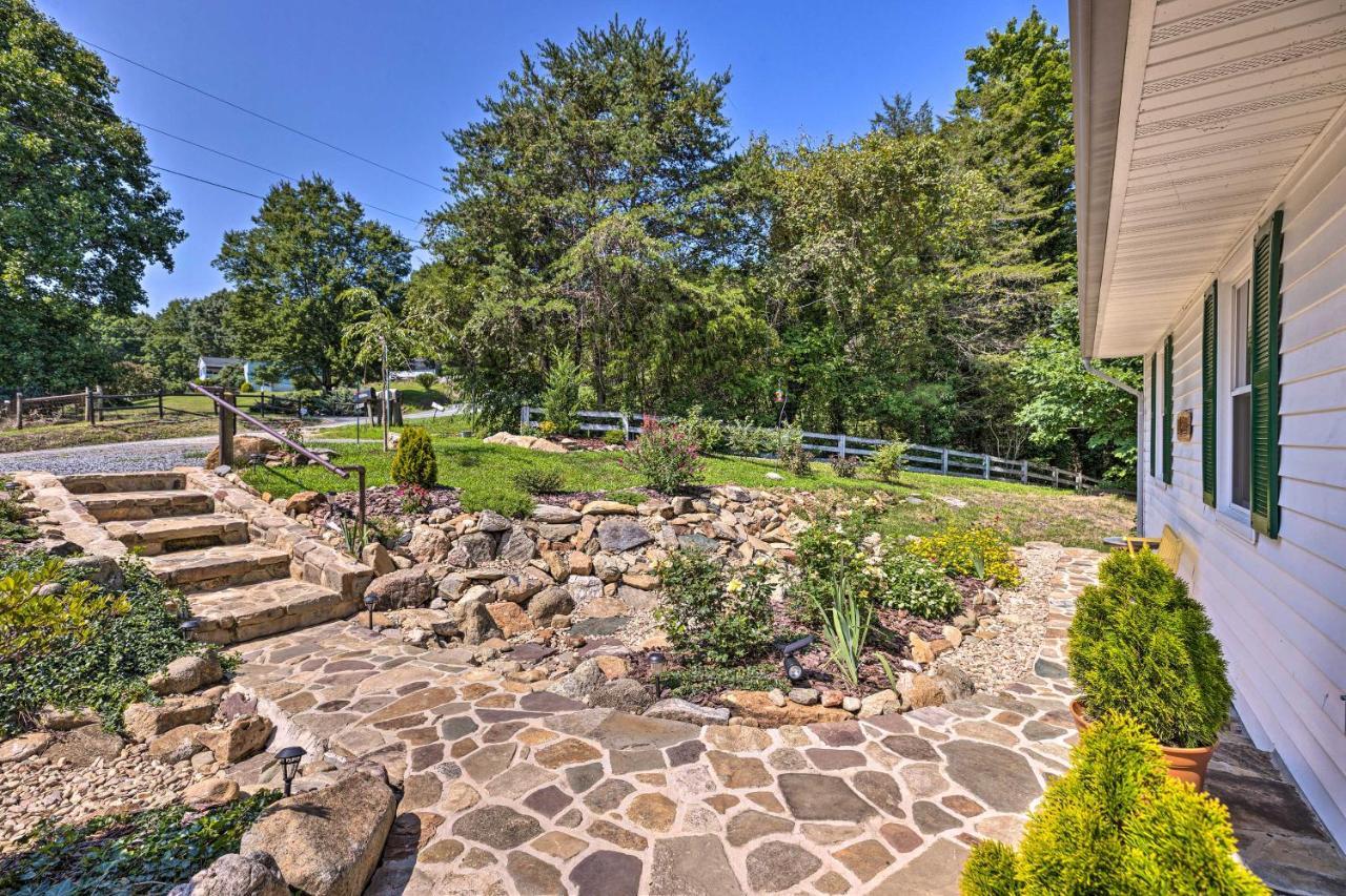 Charming Cottage Less Than 10 Mi To Wineries And Skiing! Nellysford エクステリア 写真