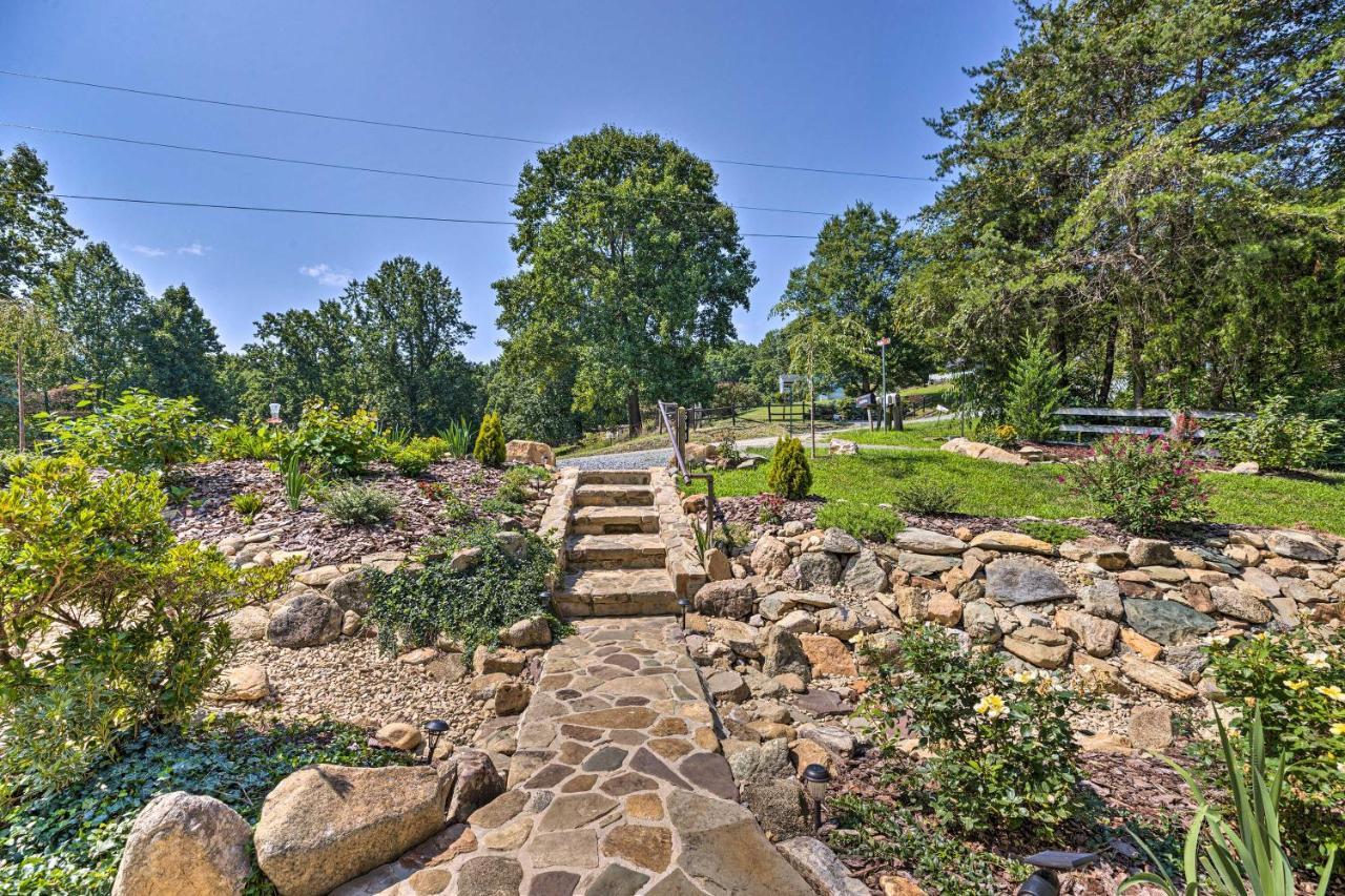 Charming Cottage Less Than 10 Mi To Wineries And Skiing! Nellysford エクステリア 写真