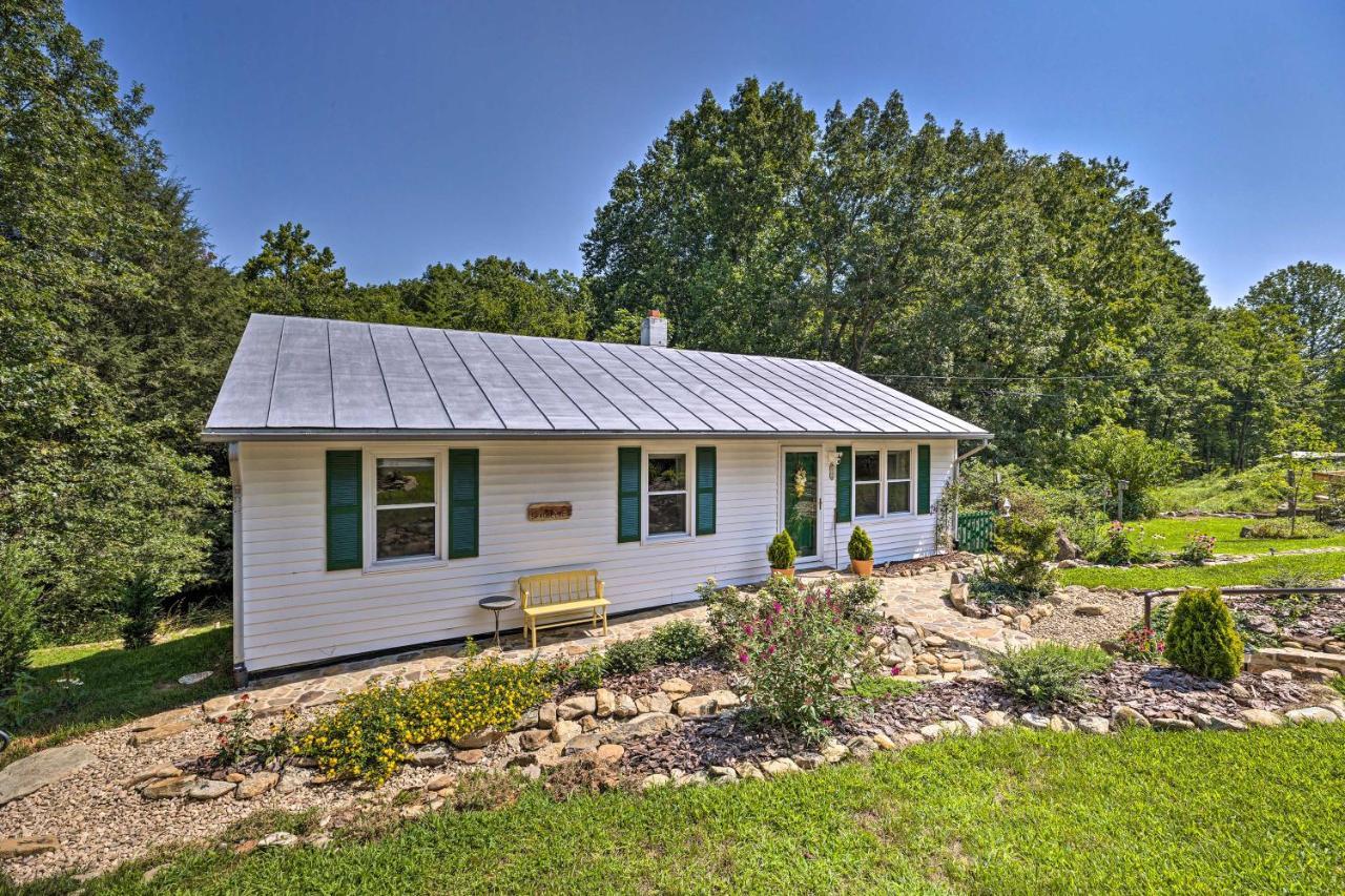 Charming Cottage Less Than 10 Mi To Wineries And Skiing! Nellysford エクステリア 写真